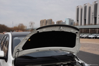 2014款奔奔1.4L自动尊贵天窗型