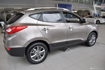 2013款北京现代ix35 2.0GLS 自动两驱智能