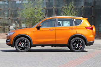 2016款凯翼X3 1.6L手动智联V版