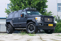 碾压一切.能上战场的装甲越野车