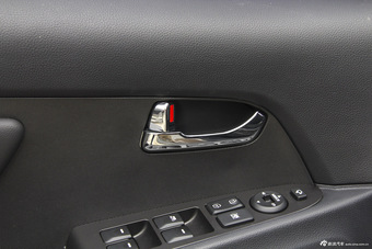 2015款智跑 2.0L自动两驱DLX