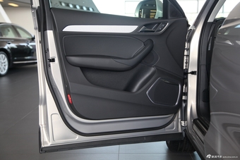 2013款奥迪Q3 40TFSI quattro四驱豪华型