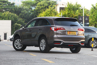 2016款讴歌RDX 3.0L自动两驱精锐版
