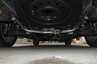 2015款科帕奇2.4L自动7座四驱旗舰版