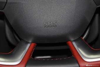 2016款DS 4S 1.8T自动尊享版THP200