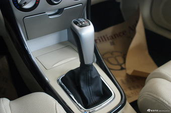 2011款骏捷FSV 1.5L手动舒适型