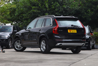 2015款沃尔沃XC90 2.0T自动 T6智逸版5座