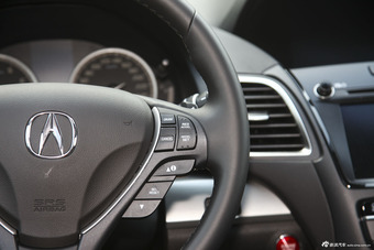 2016款讴歌RDX 3.0L自动两驱精锐版