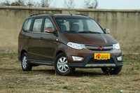 2014款五菱宏光S 1.2L手动舒适型