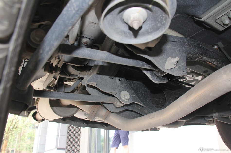 2014款比亚迪S6 1.5TI手动旗舰型