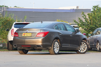 2014款君越2.0T SIDI自动精英技术型