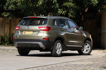 2014款长安CS75 1.8T自动精英型国5