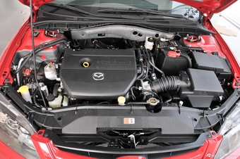 2013款马自达6 2.0L自动时尚型