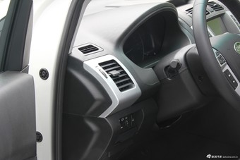 2014款比亚迪S6 1.5TI手动旗舰型图片