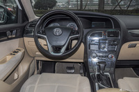 2012款中华V5 1.5T自动四驱豪华型