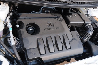 2015款绅宝D20两厢1.3L手动乐活版