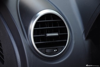 2015款哈弗H5智尊版4G63 2.0T手动两驱精英版