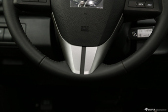 2014款马自达CX-7 2.5L自动两驱时尚版