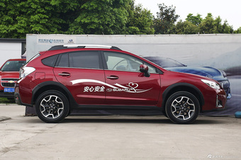 2016款斯巴鲁XV 2.0L自动舒适导航版