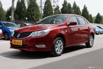 2013款宝骏630 1.5L手动精英型