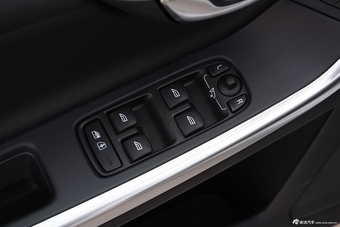 2015款沃尔沃V60 2.0T T5智雅个性运动版
