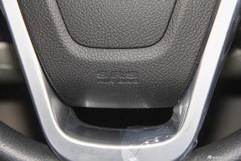 2015款绅宝D50 1.5L CVT标准超值导航版