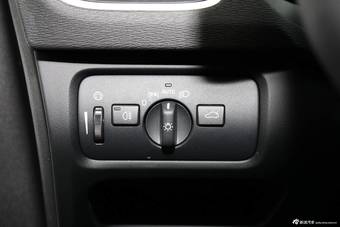 2015款沃尔沃V40到店实拍