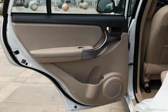 2014款瑞虎3 1.6L手动风尚型