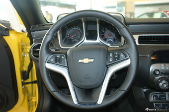 2012款雪佛兰科迈罗