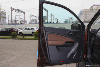 2016款比亚迪S7 2.0T自动旗舰型Plus