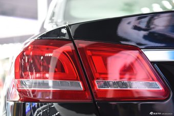 2015上海车展：绅宝D80