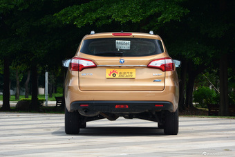 2015款启辰T70 2.0LCVT睿享版