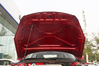 2016款北汽新能源EU系列EU260 电动