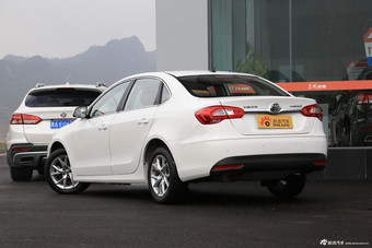 2014款中华H530 1.6L手动豪华型