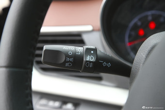 2015款比亚迪G5 1.5TID自动尊贵型