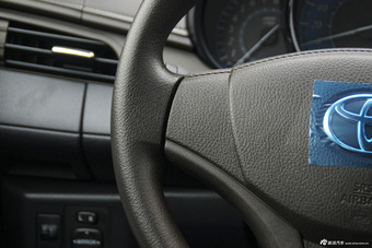 2014款YARiS L 致炫1.3L手动魅动版