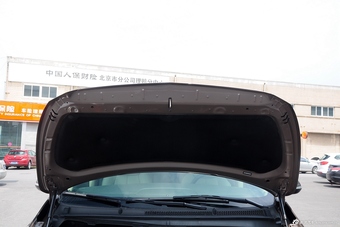 2015款GL8商务车2.4L豪华商务尊享版