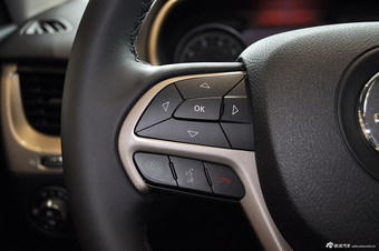 2014款自由光2.4L自动豪华版