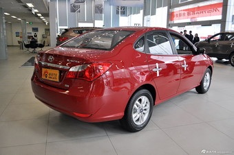 2011款悦动1.6L自动豪华型