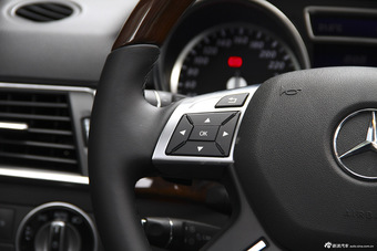 2015款奔驰ML400 4MATIC豪华型