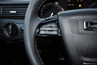 2015款观致3都市SUV 1.6T自动型动派