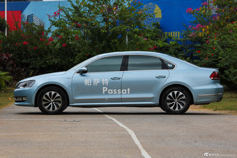 2014款帕萨特1.4T DSG蓝驱版