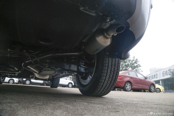 2014款长安CS75 2.0L手动豪华型国5