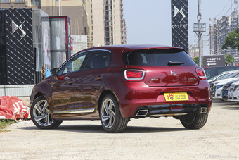 2016款DS 4S 1.8T自动尊享版THP200
