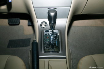 2013款花冠1.6L自动豪华版