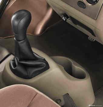 2013款中意V5官方图