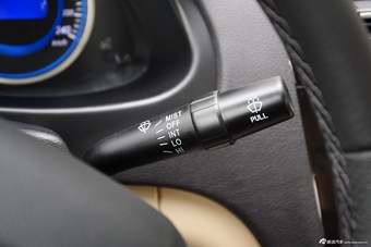 2015款吉利EC8 2.0L手动精英型