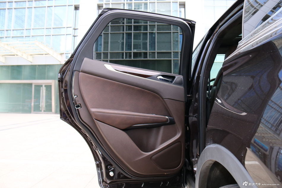 2015款林肯MKC 2.0T四驱总统系列