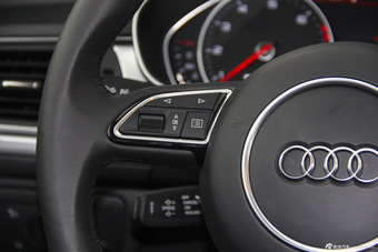 2015款奥迪A6（进口）allroad 3.0T自动quattro