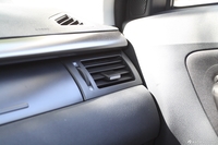 2015款奔腾X80 2.0L自动舒适型